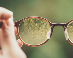 Glasses LASIK Surgery see clearly
